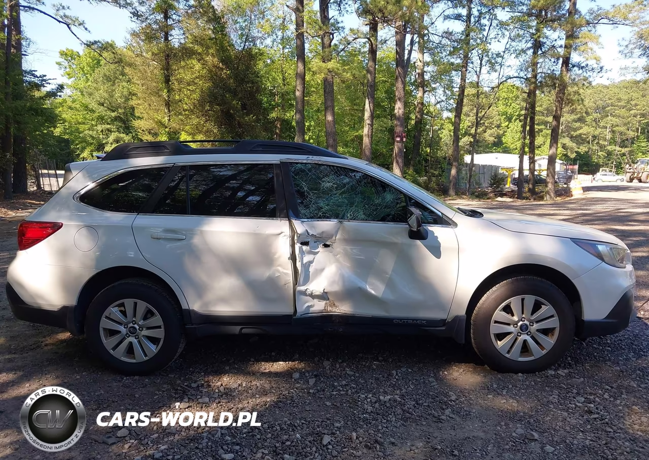 2019 Subaru Outback 2.5I VIN:4S4BSABC6K3238030 - 13