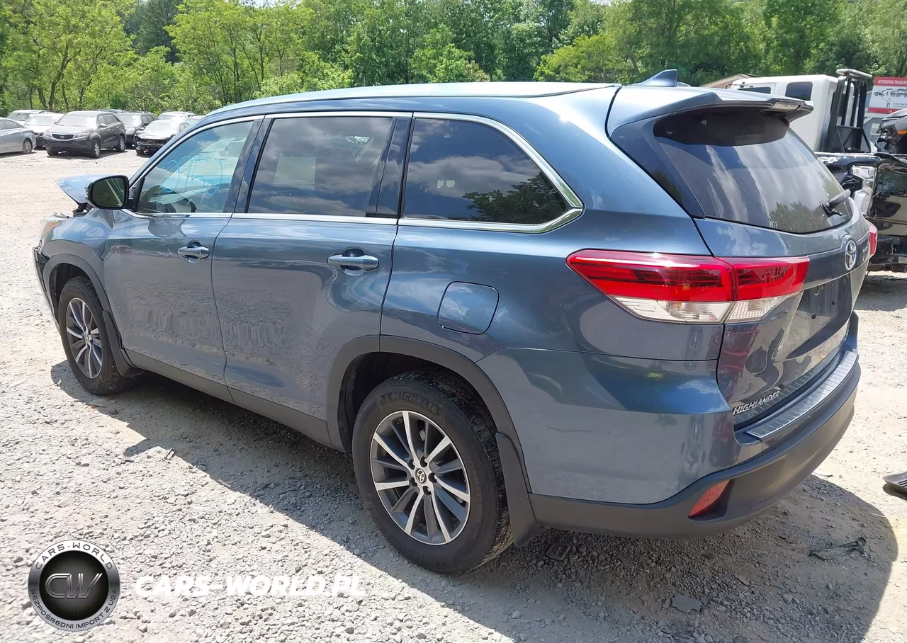 2019 Toyota Highlander Xle VIN:5TDJZRFH4KS747077 - 3