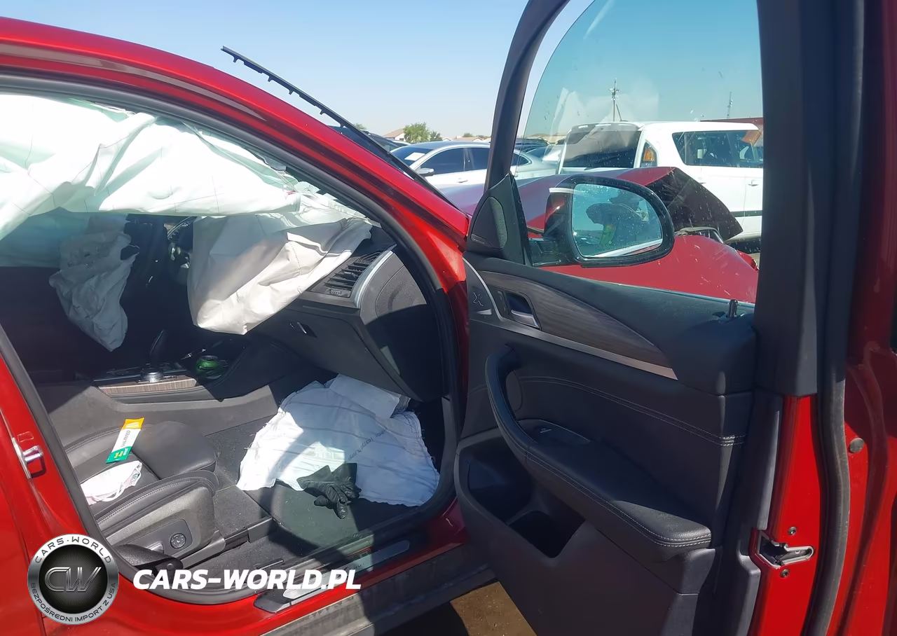 2019 BMW X4 xDrive30I VIN:5UXUJ3C50KLG51901 - 5
