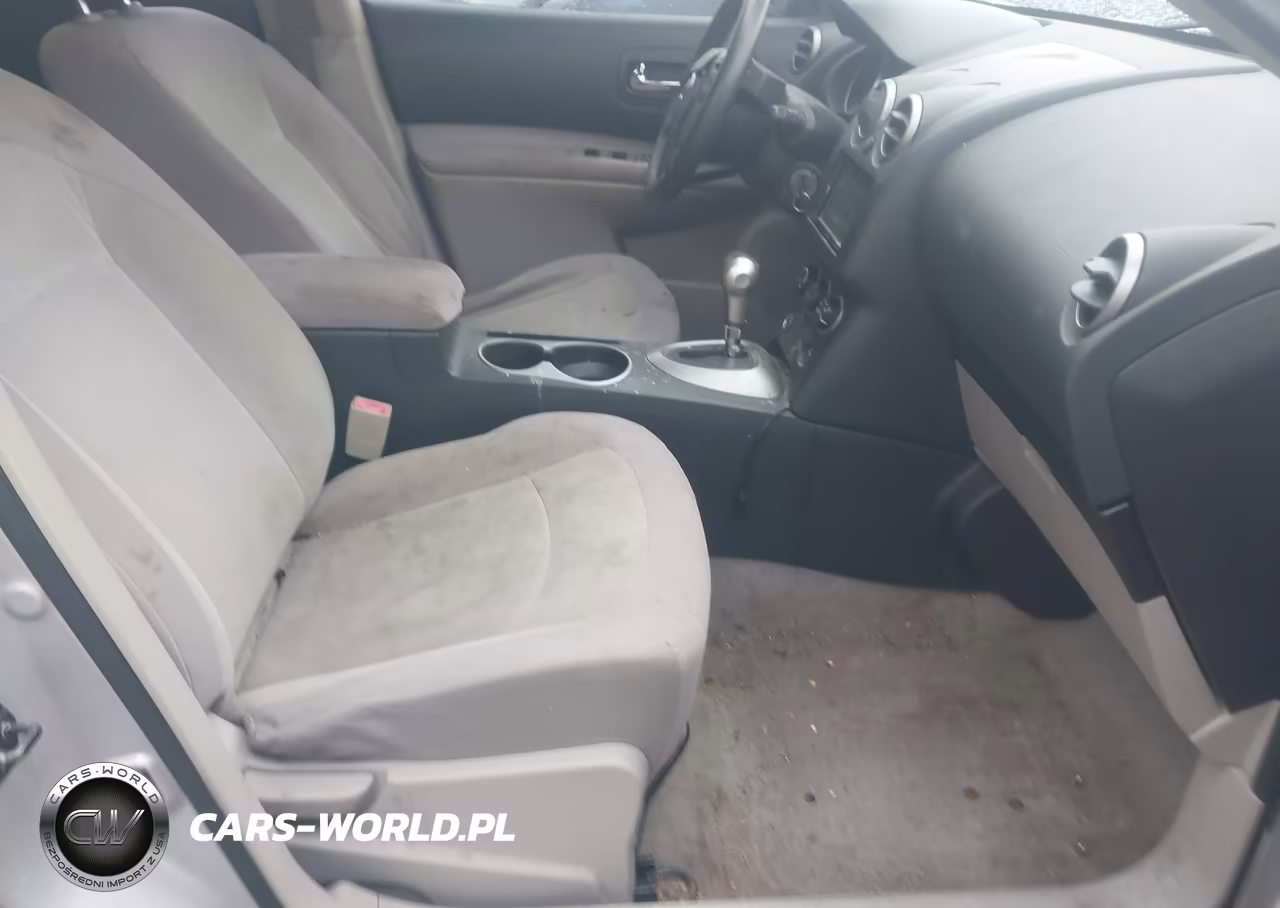 2010 Nissan Rogue S VIN:JN8AS5MV6AW111107 - 5