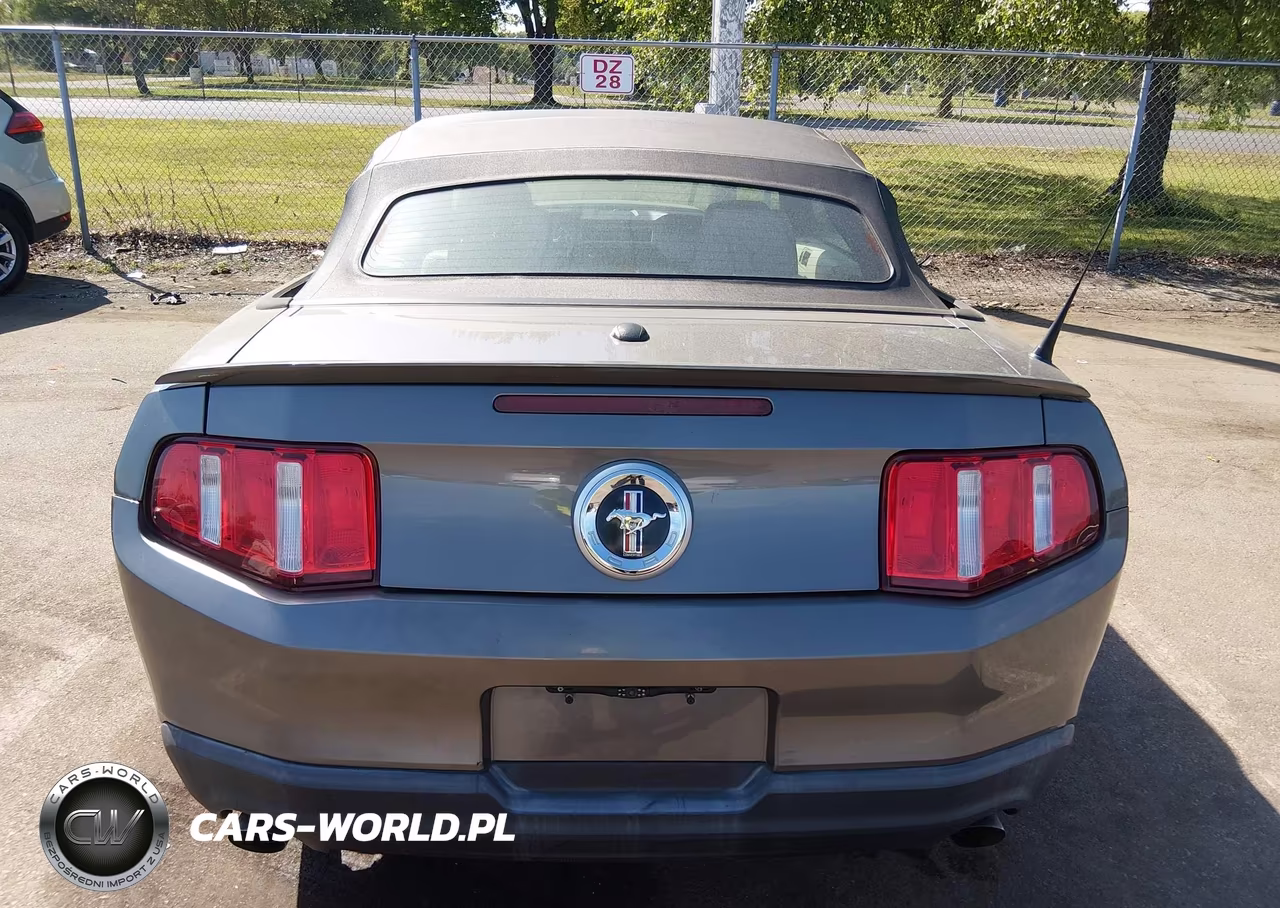 2011 Ford Mustang V6 Premium VIN:1ZVBP8EM0B5159456 - 16
