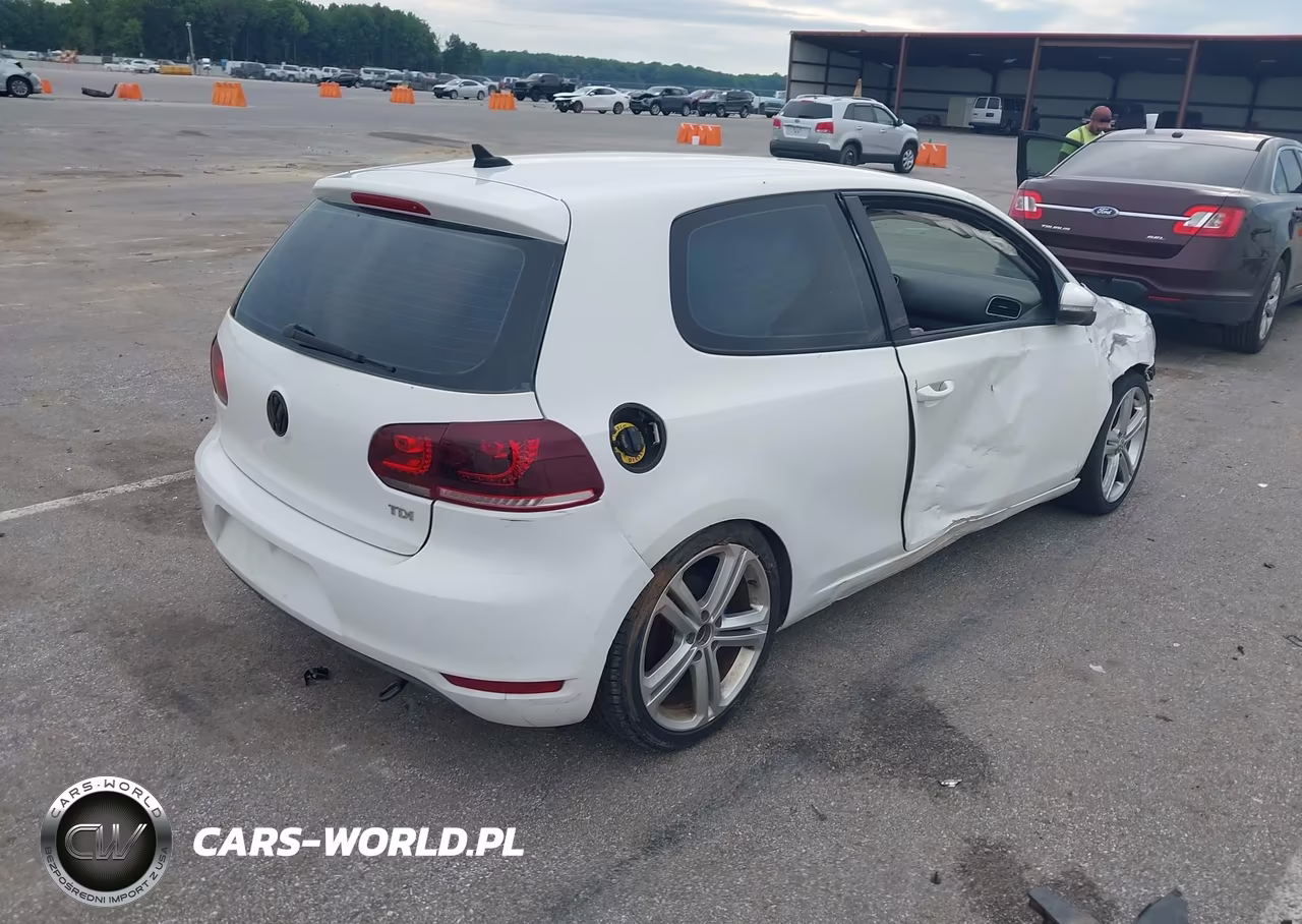 2012 Volkswagen Golf Tdi 2-Door VIN:WVWBM7AJXCW147117 - 4