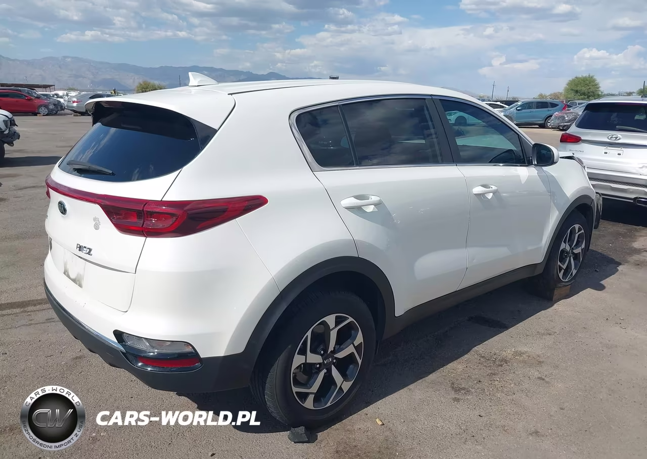 2021 Kia Sportage Lx VIN:KNDPM3AC0M7892633 - 4