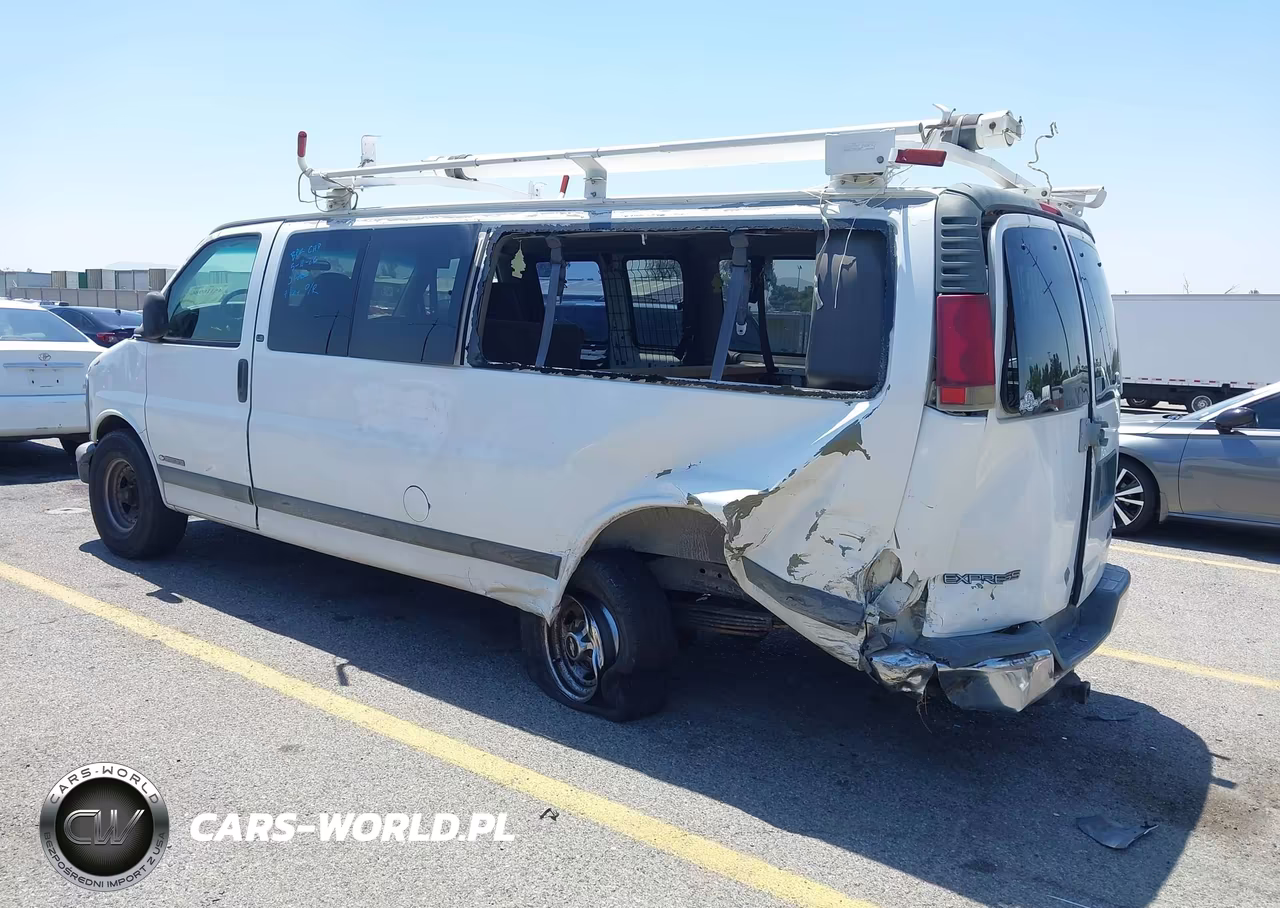 2001 Chevrolet Express VIN:1GAHG39R611141094 - 3