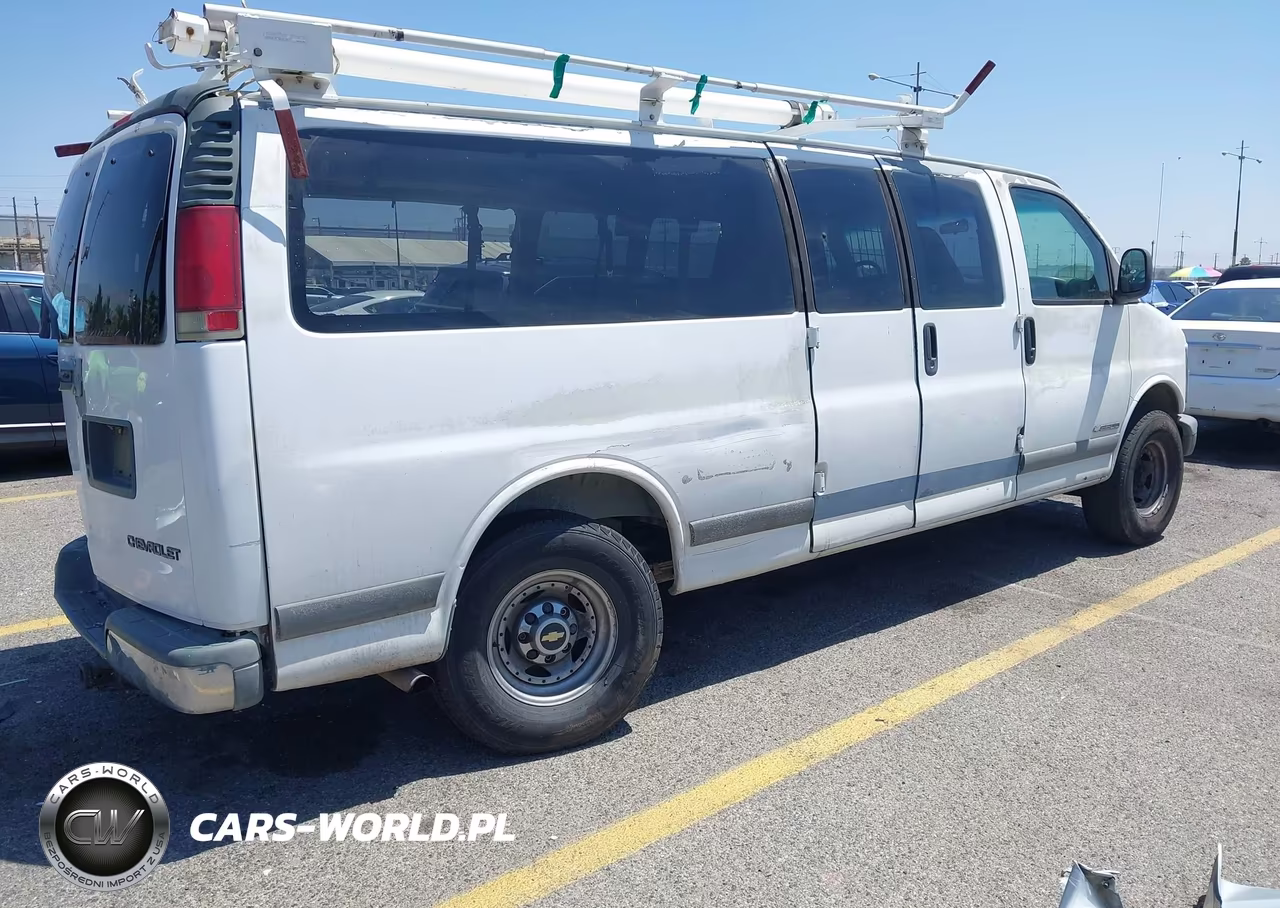 2001 Chevrolet Express VIN:1GAHG39R611141094 - 4