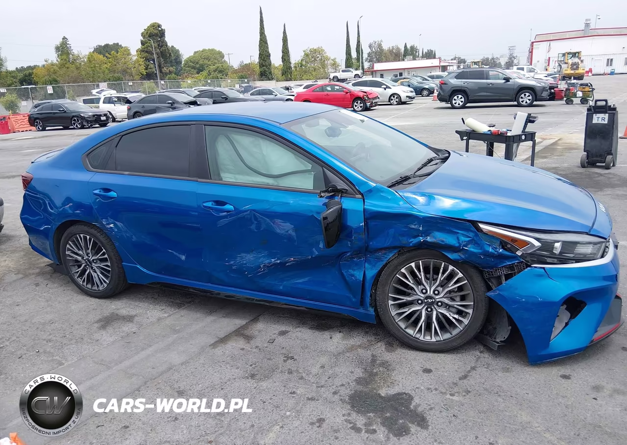 2023 Kia Forte Gt-Line VIN:3KPF54AD6PE531600 - 13