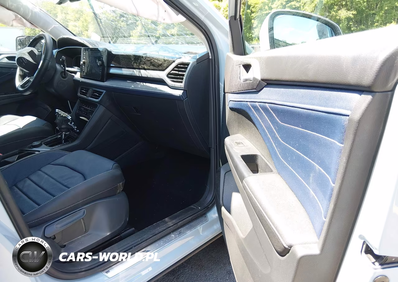 2025 Volkswagen Taos 1.5T Sel VIN:3VV4C7B23SM043586 - 5