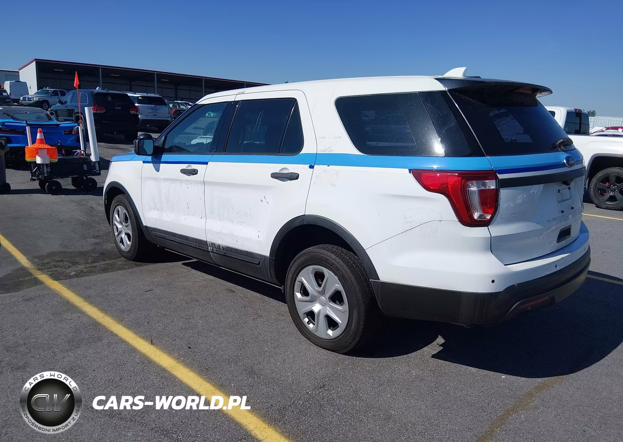 2017 Ford Utility Police Interceptor VIN:1FM5K8AR7HGB47426 - 3