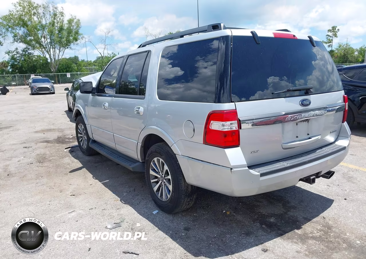 2017 Ford Expedition Xlt VIN:1FMJU1HT9HEA61158 - 3