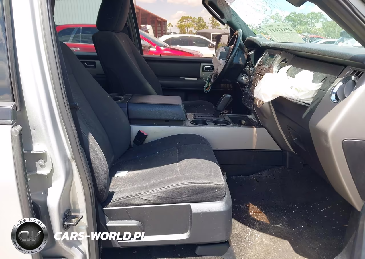 2017 Ford Expedition Xlt VIN:1FMJU1HT9HEA61158 - 5