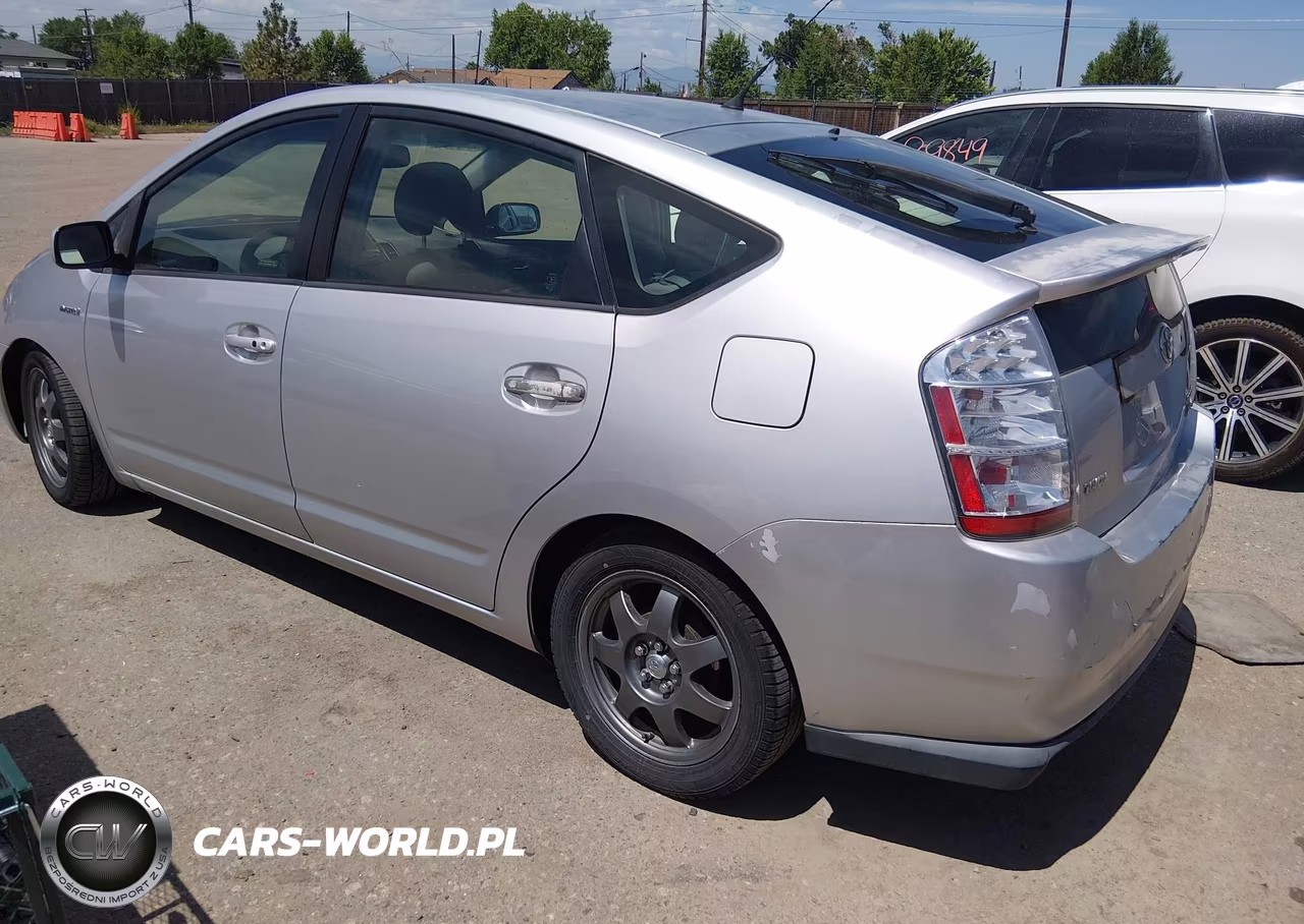 2007 Toyota Prius Touring VIN:JTDKB20U177560659 - 3