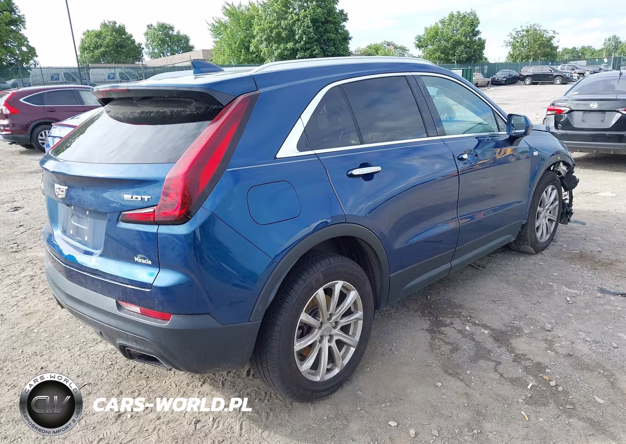 2019 Cadillac Xt4 Luxury VIN:1GYAZAR48KF131421 - 4