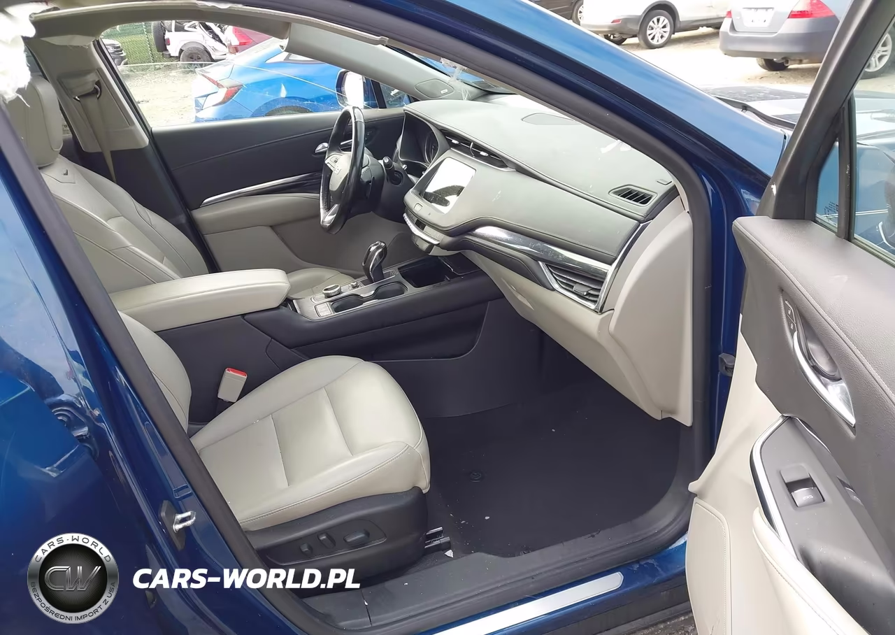 2019 Cadillac Xt4 Luxury VIN:1GYAZAR48KF131421 - 5