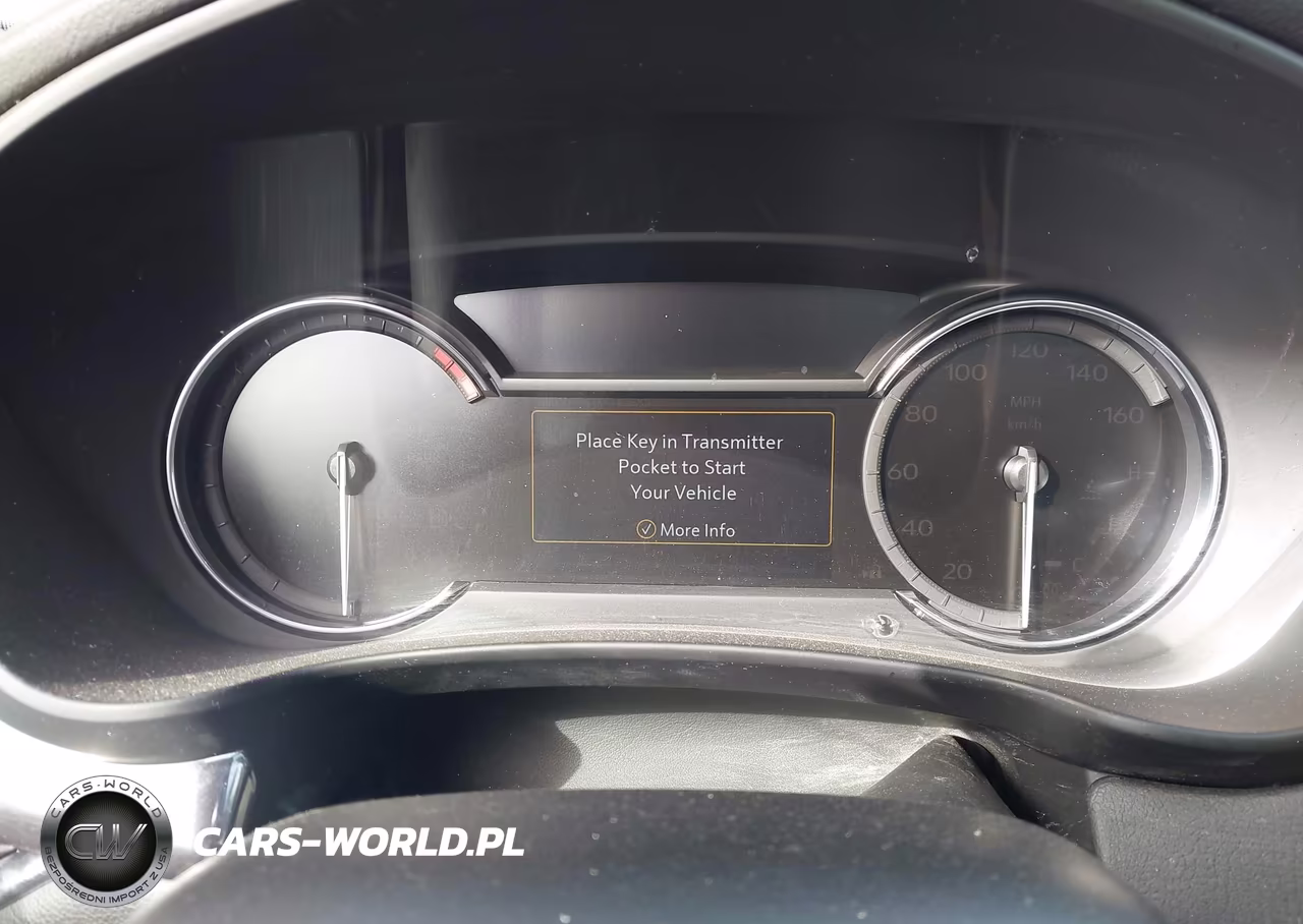 2019 Cadillac Xt4 Luxury VIN:1GYAZAR48KF131421 - 7
