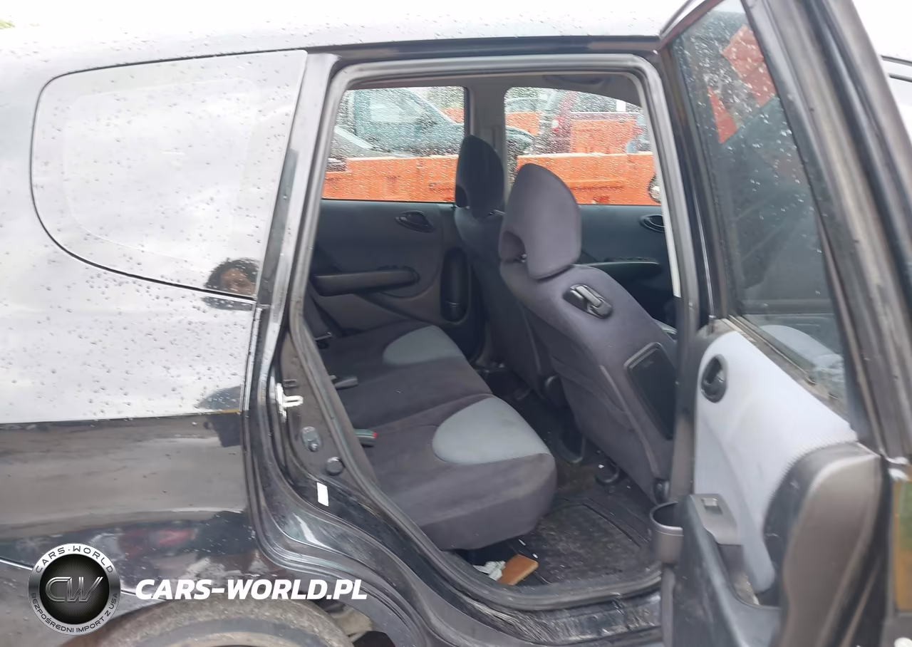 2008 Honda Fit Sport VIN:JHMGD386X8S013950 - 8