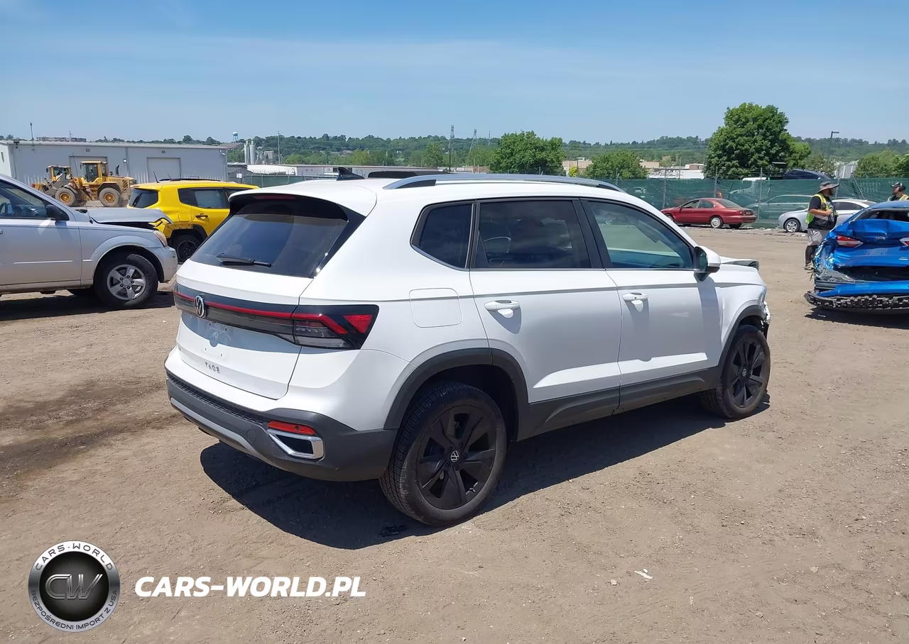 2025 Volkswagen Taos 1.5T Se VIN:3VVEC7B21SM026063 - 4