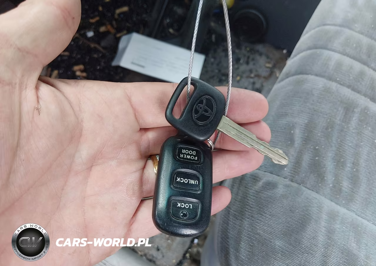 2002 Toyota Sienna Le VIN:4T3ZF13C32U460771 - 11