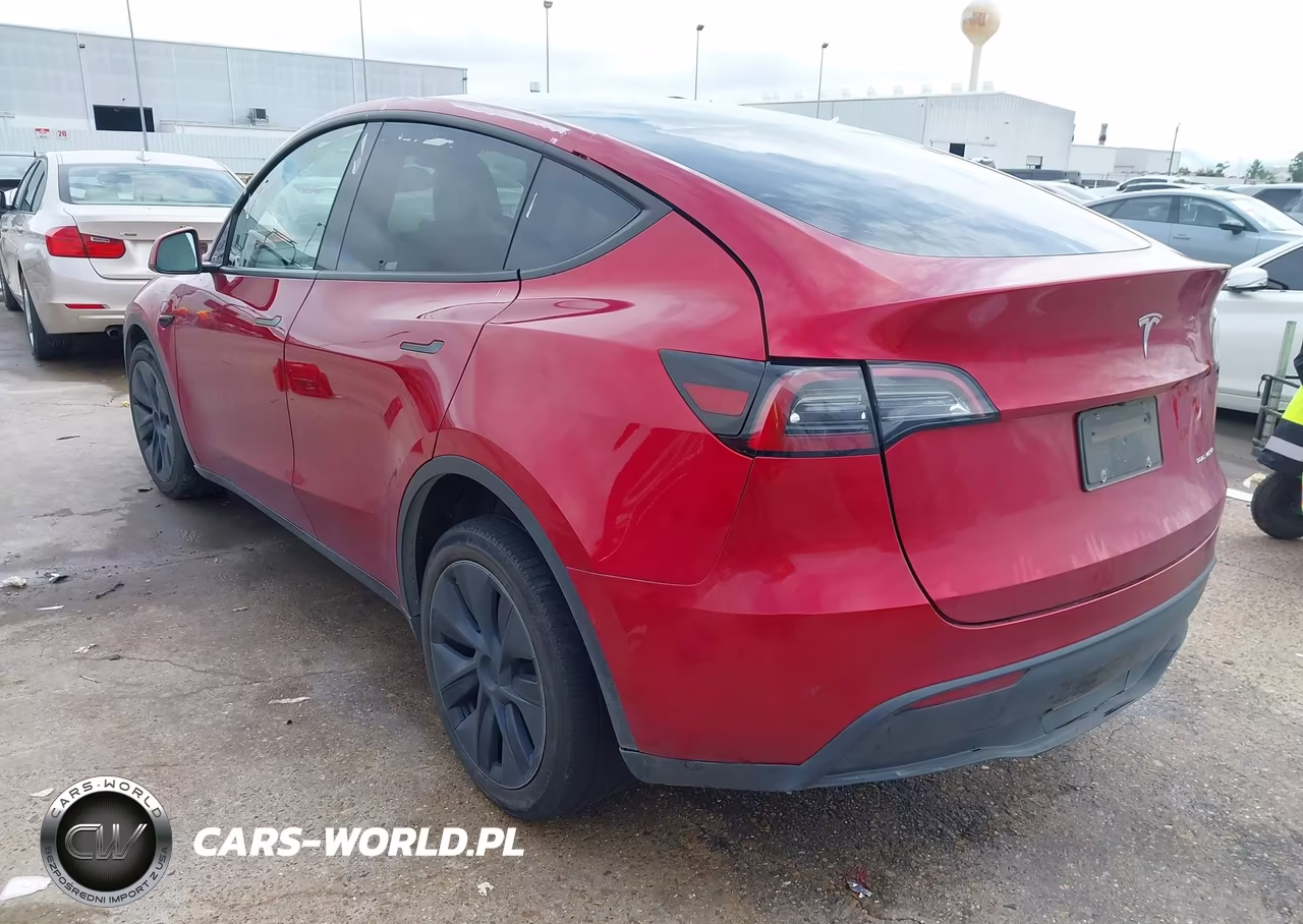 2024 Tesla Model Y Long Range Dual Motor All-Wheel Drive VIN:7SAYGDEE2RA308599 - 3