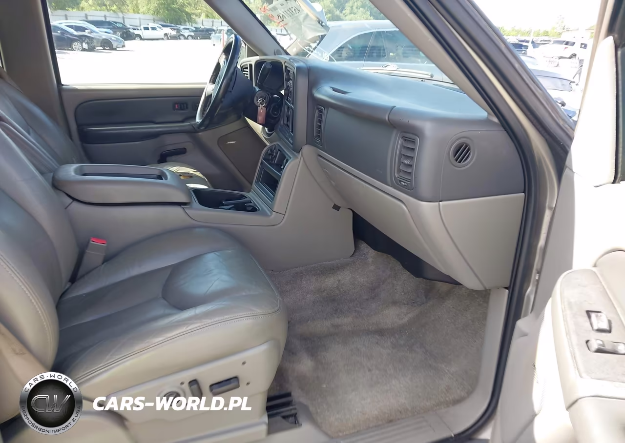 2003 Chevrolet Suburban 1500 Lt VIN:1GNEC16ZX3J101951 - 5