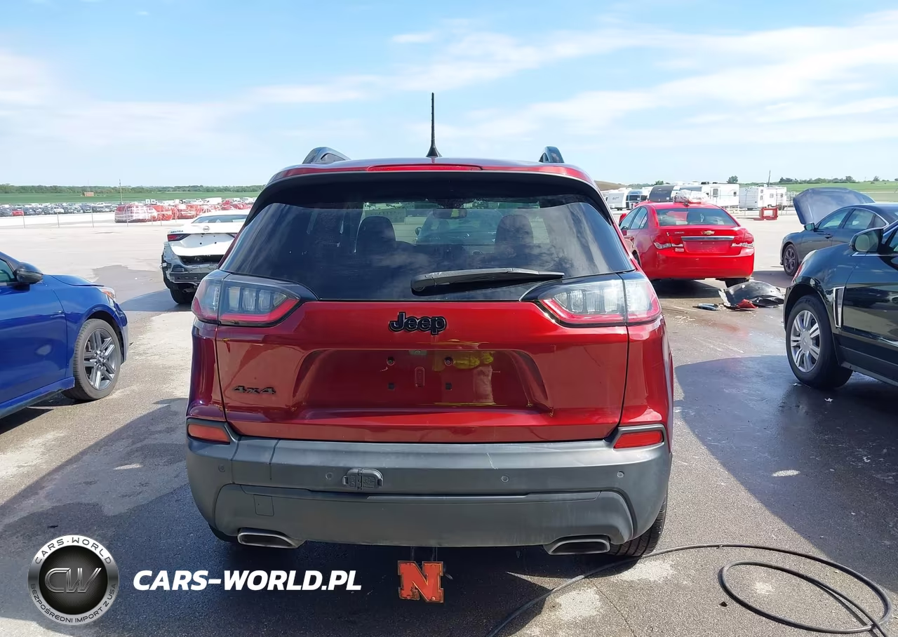 2019 Jeep Cherokee Altitude 4X4 VIN:1C4PJMLX8KD282220 - 16