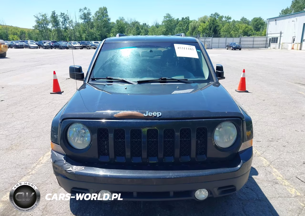 2016 Jeep Patriot Latitude VIN:1C4NJRFB5GD638022 - 12