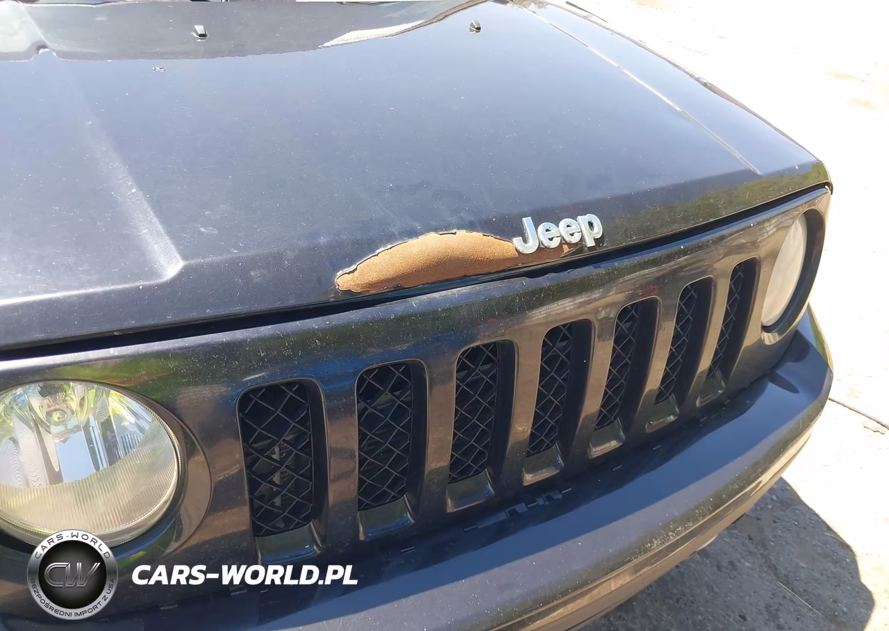 2016 Jeep Patriot Latitude VIN:1C4NJRFB5GD638022 - 6