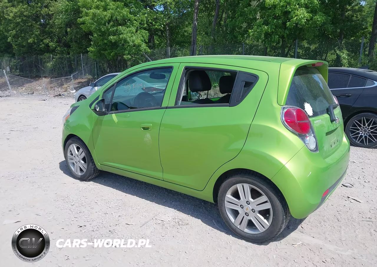 2015 Chevrolet Spark Ls Cvt VIN:KL8CB6S97FC747567 - 3