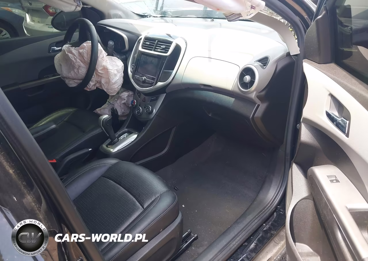 2020 Chevrolet Sonic VIN:1G1JF5SB0L4115881 - 5
