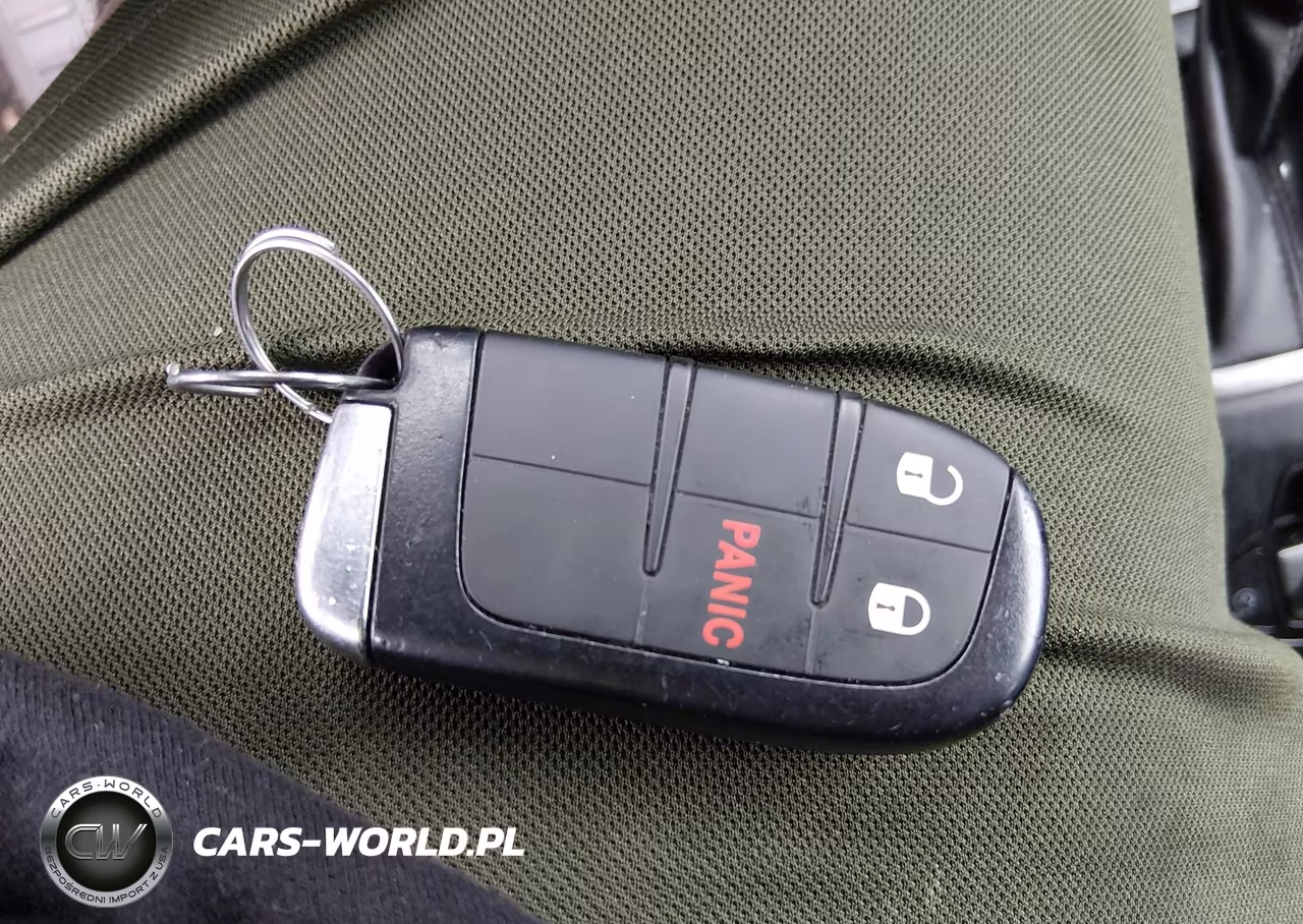 2023 Jeep Renegade Latitude 4X4 VIN:ZACNJDB17PPP63523 - 11