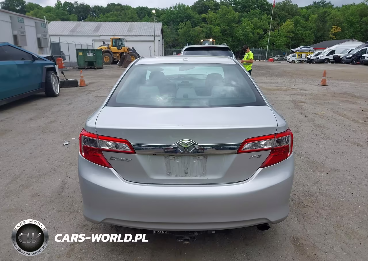 2012 Toyota Camry Xle VIN:4T4BF1FK4CR264195 - 16