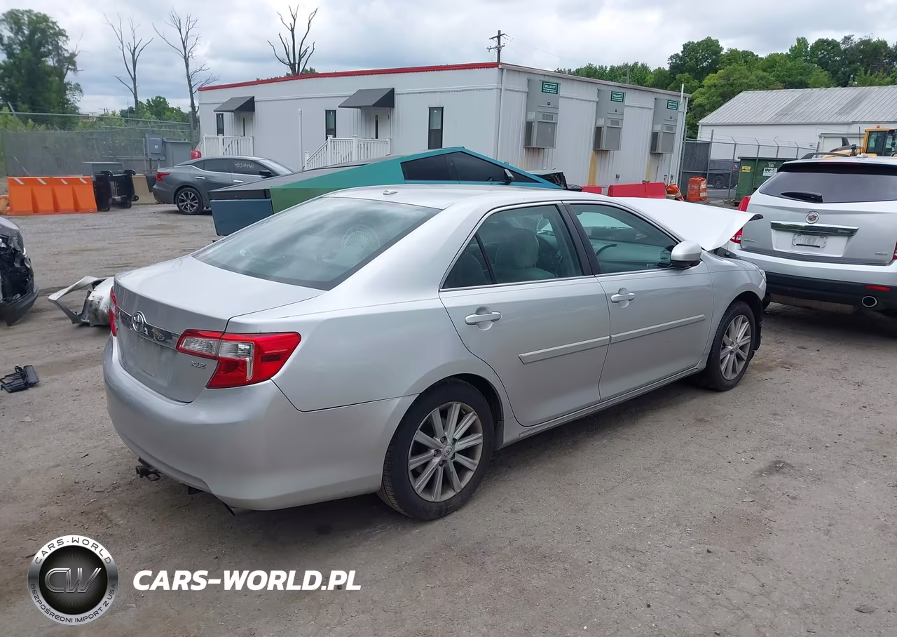 2012 Toyota Camry Xle VIN:4T4BF1FK4CR264195 - 4
