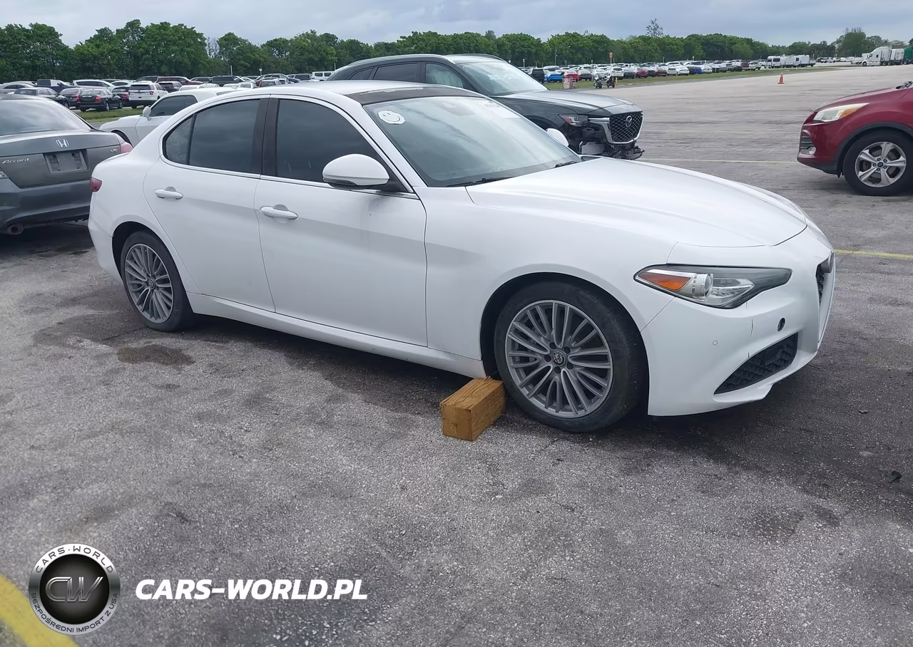 2017 Alfa Romeo Giulia Ti Rwd