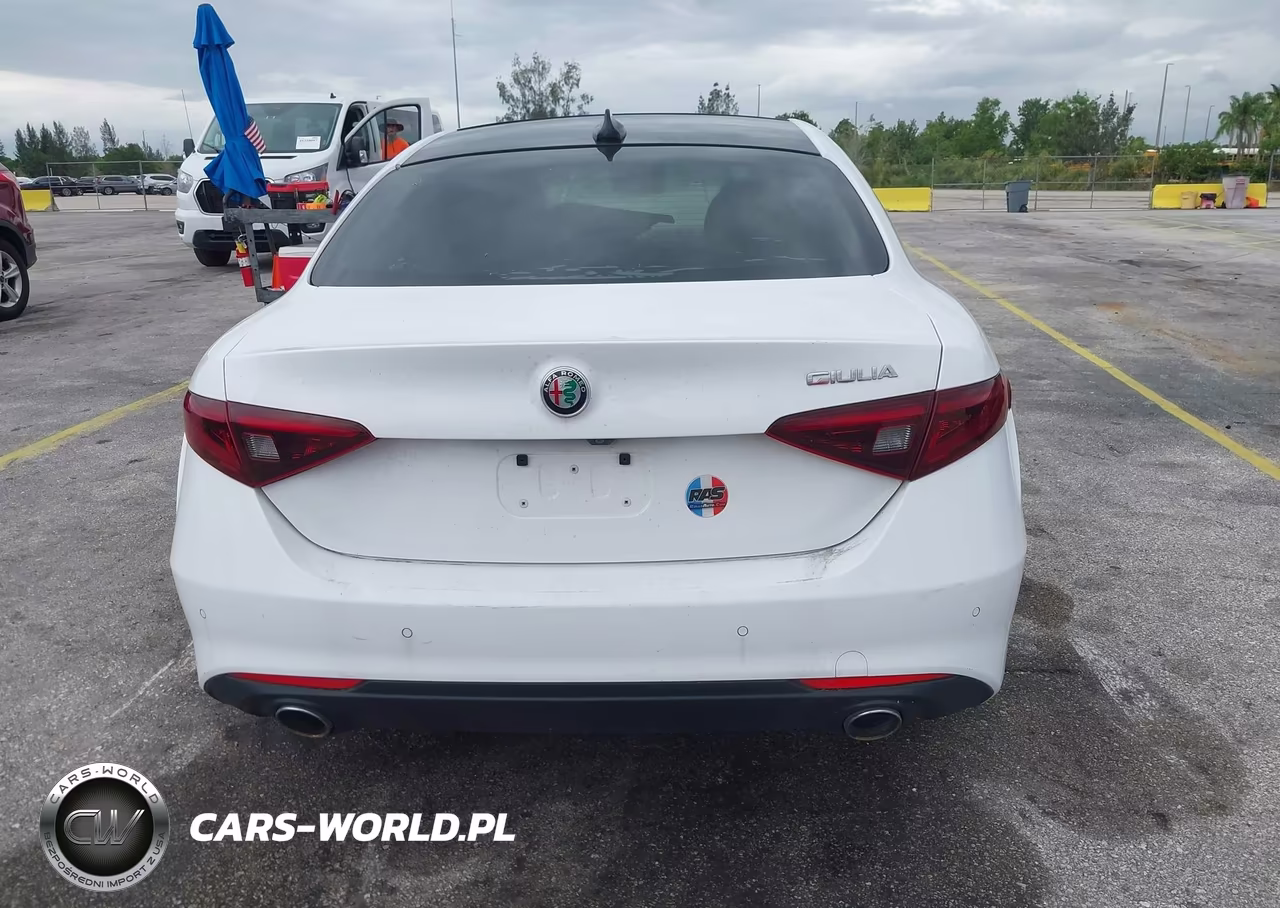 2017 Alfa Romeo Giulia Ti Rwd VIN:ZARFAECN9H7536501 - 16