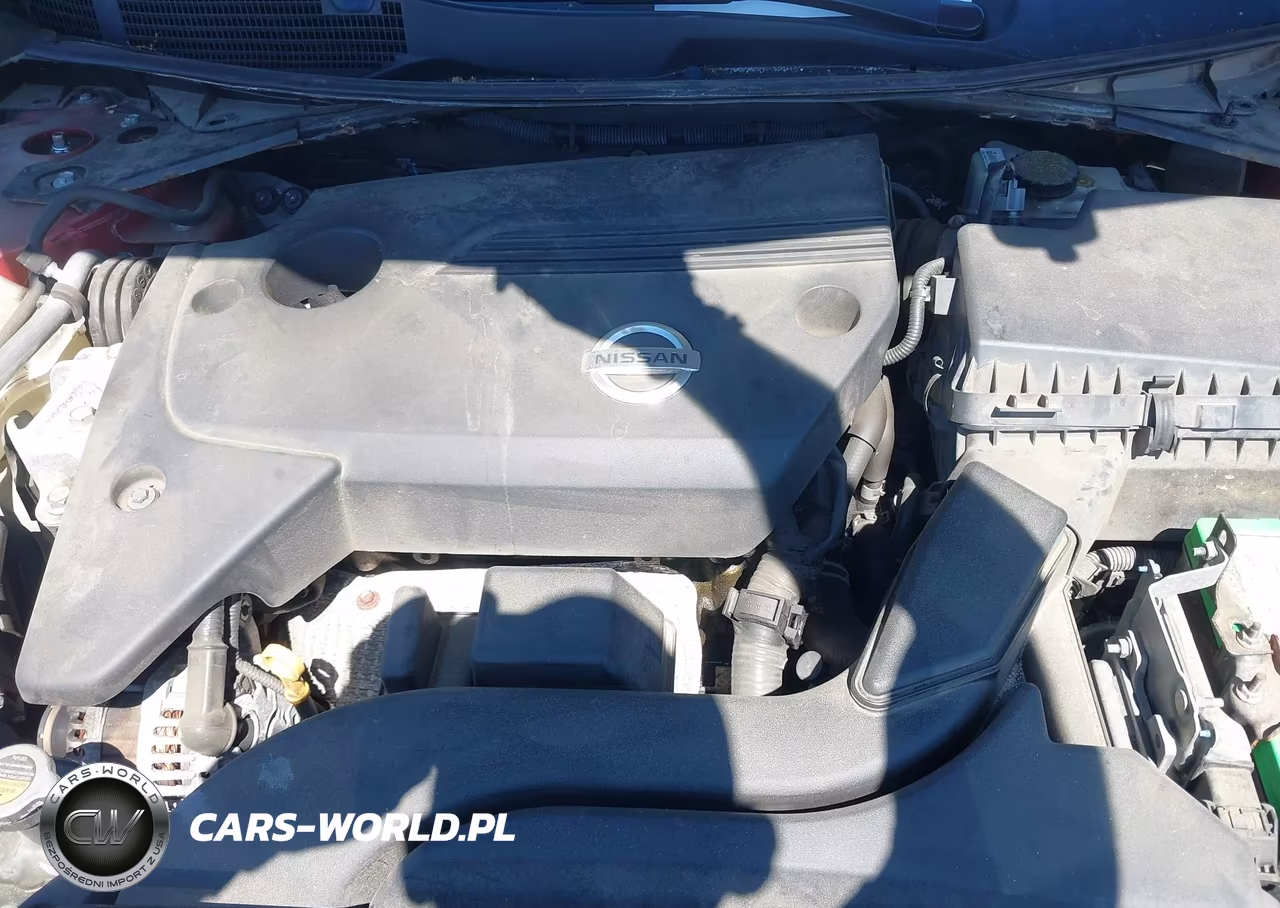 2015 Nissan Altima 2.5 S VIN:1N4AL3AP3FN900949 - 10