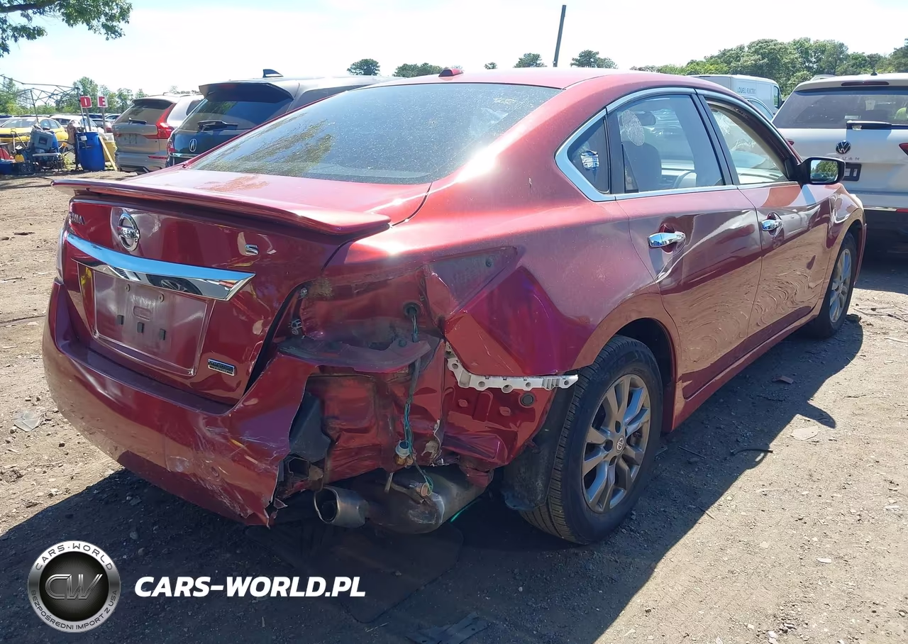 2015 Nissan Altima 2.5 S VIN:1N4AL3AP3FN900949 - 6