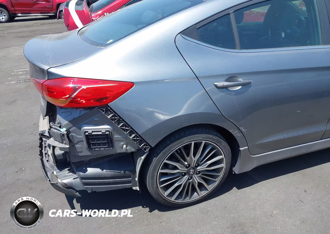 2018 Hyundai Elantra Sport VIN:KMHD04LB8JU535508 - 20