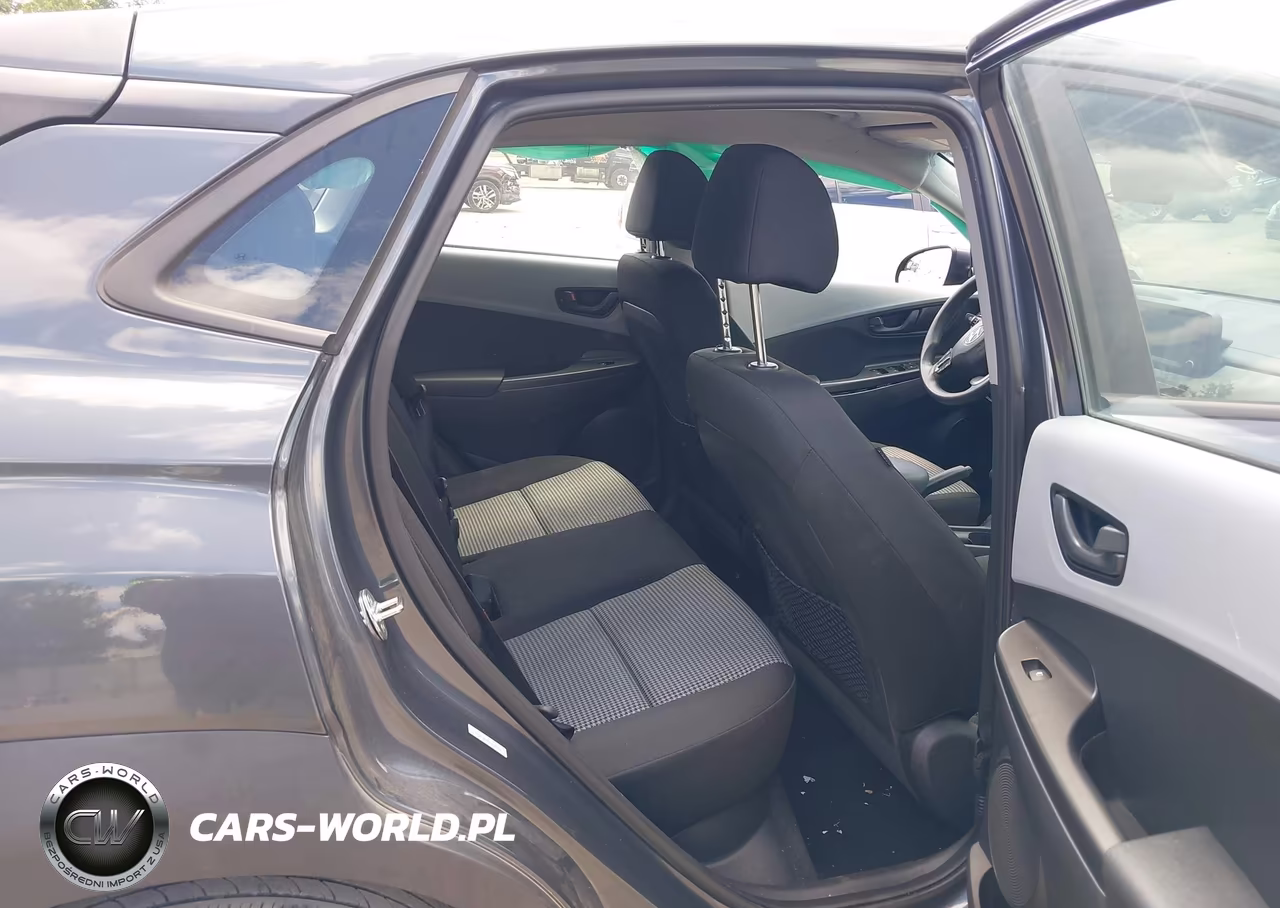 2019 Hyundai Kona Se VIN:KM8K12AA8KU339945 - 8