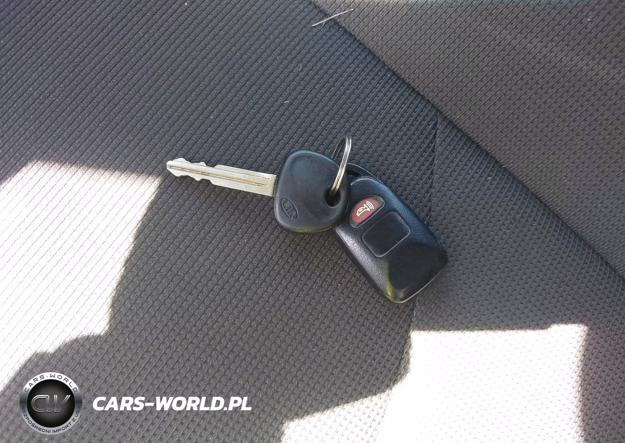 2010 Kia Soul + VIN:KNDJT2A23A7069894 - 11