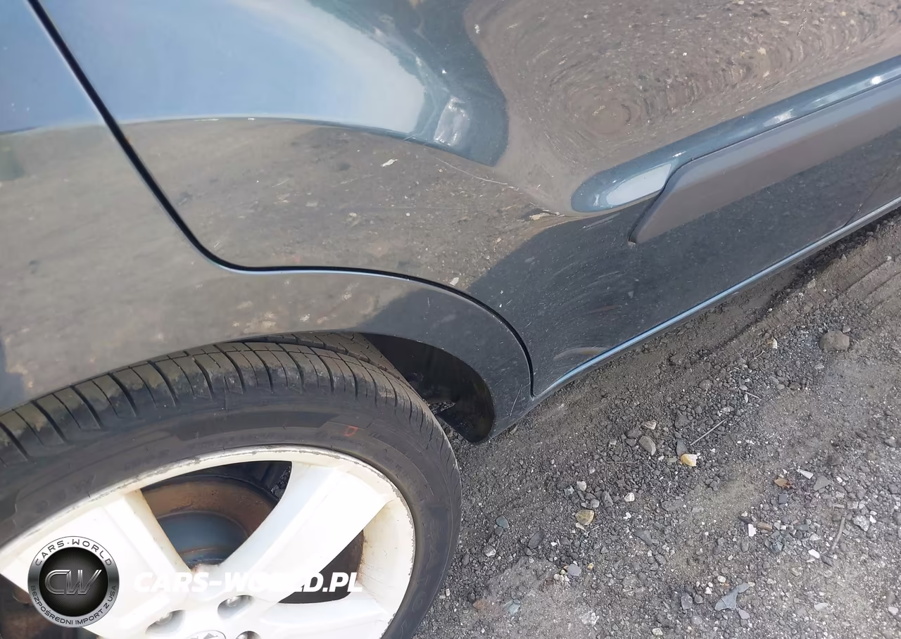 2010 Kia Soul + VIN:KNDJT2A23A7069894 - 12