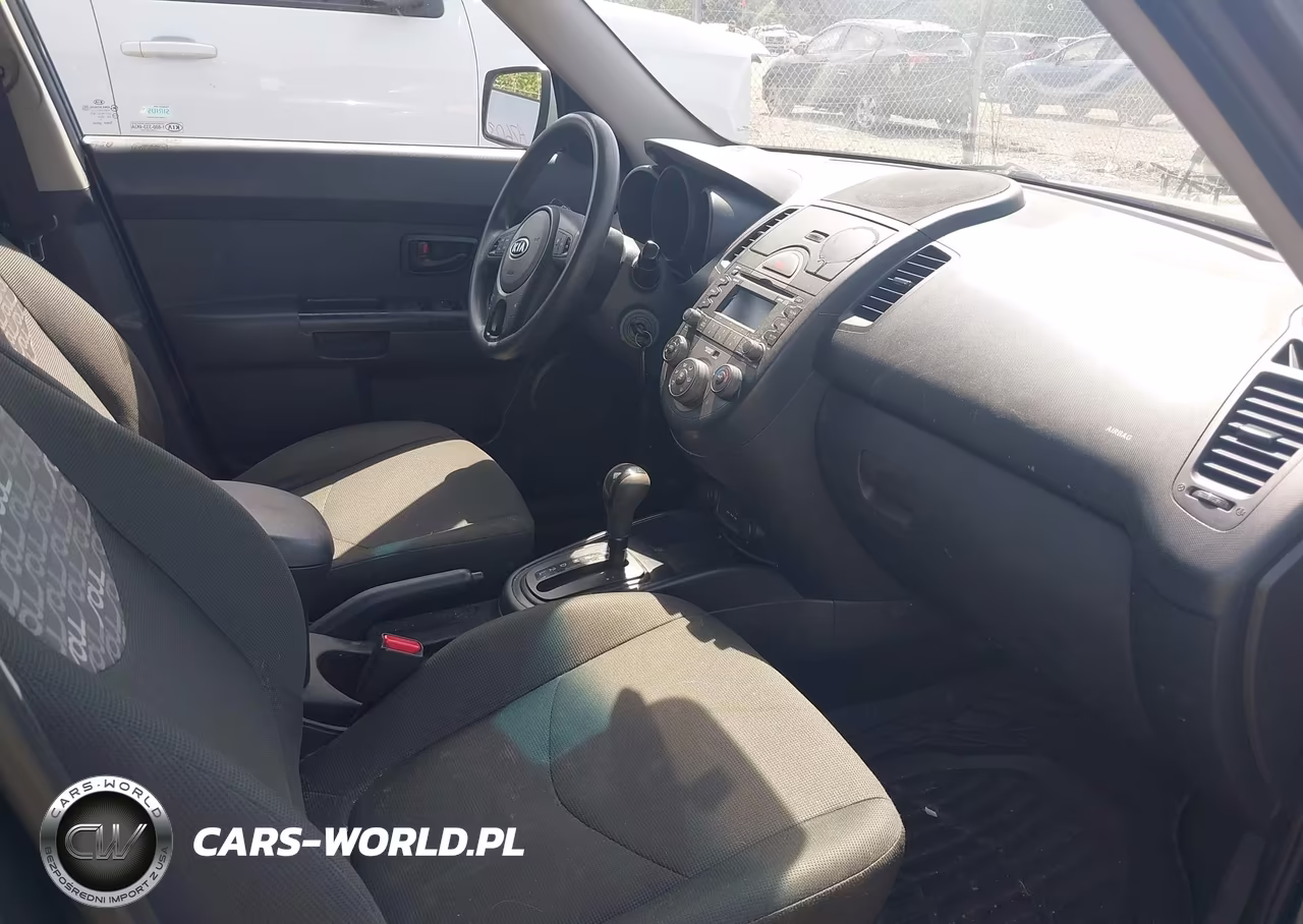 2010 Kia Soul + VIN:KNDJT2A23A7069894 - 5