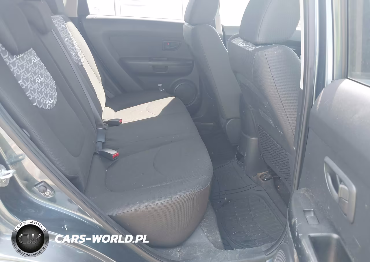 2010 Kia Soul + VIN:KNDJT2A23A7069894 - 8