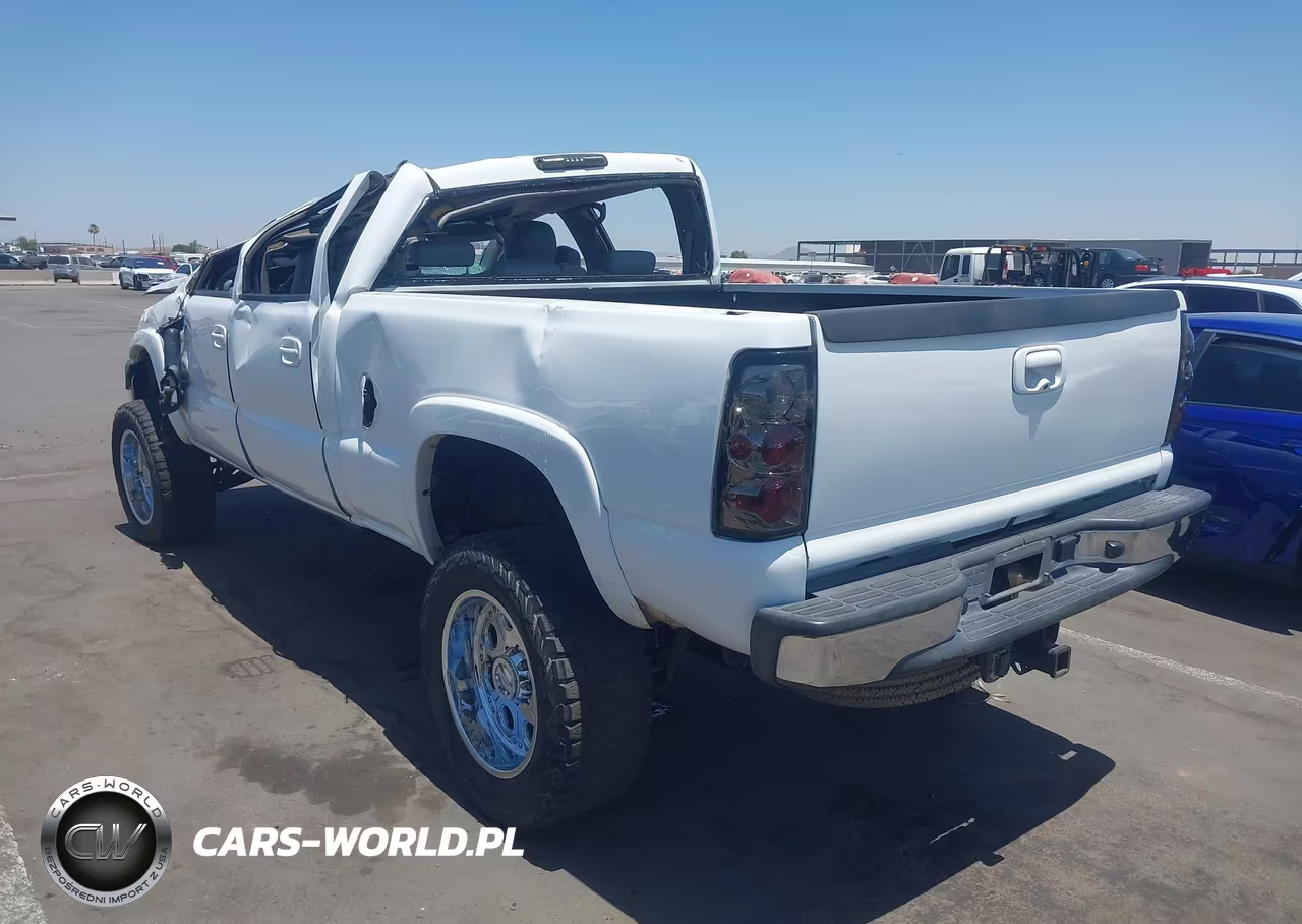 2005 Chevrolet Silverado 2500Hd Lt VIN:1GCHK23255F894555 - 3