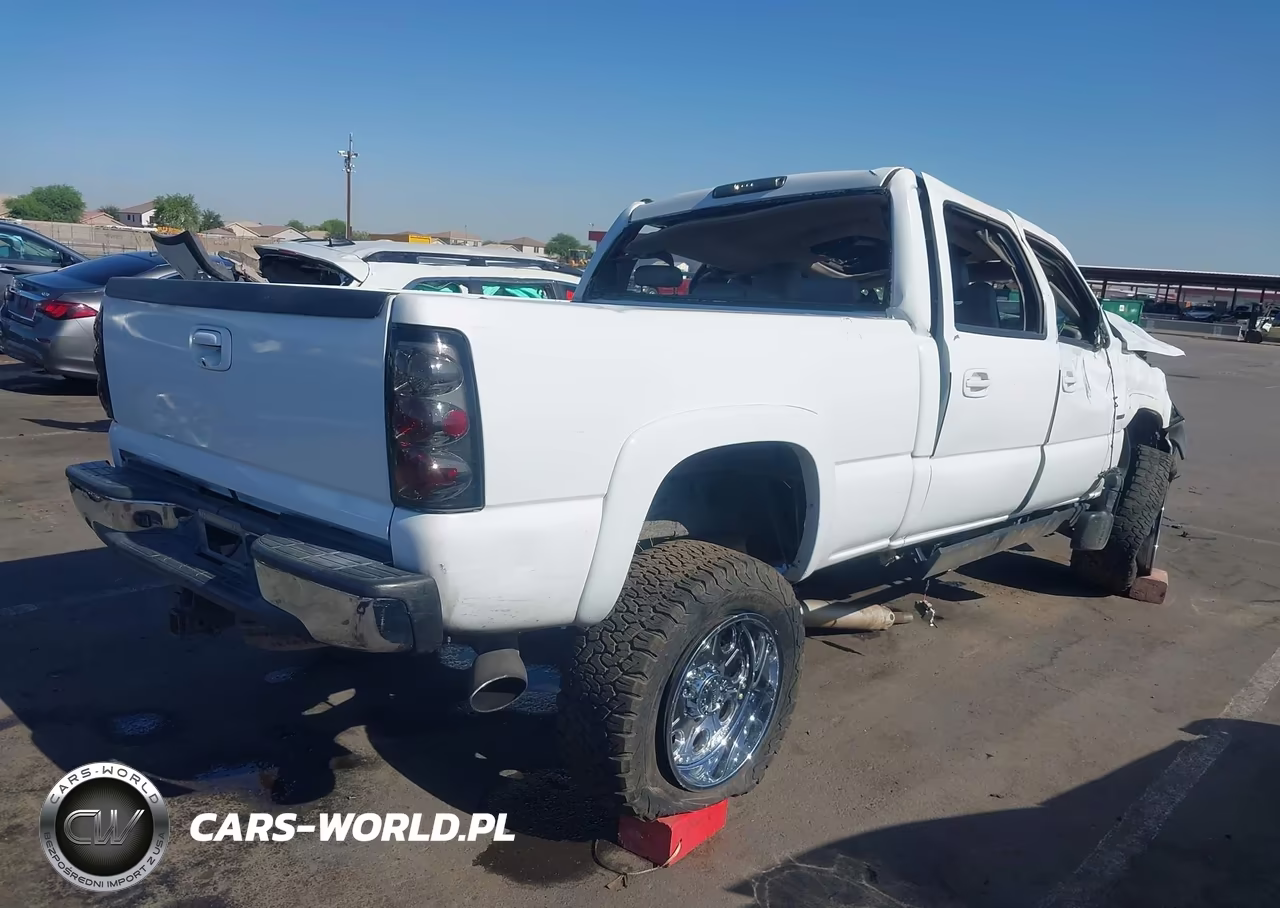 2005 Chevrolet Silverado 2500Hd Lt VIN:1GCHK23255F894555 - 4