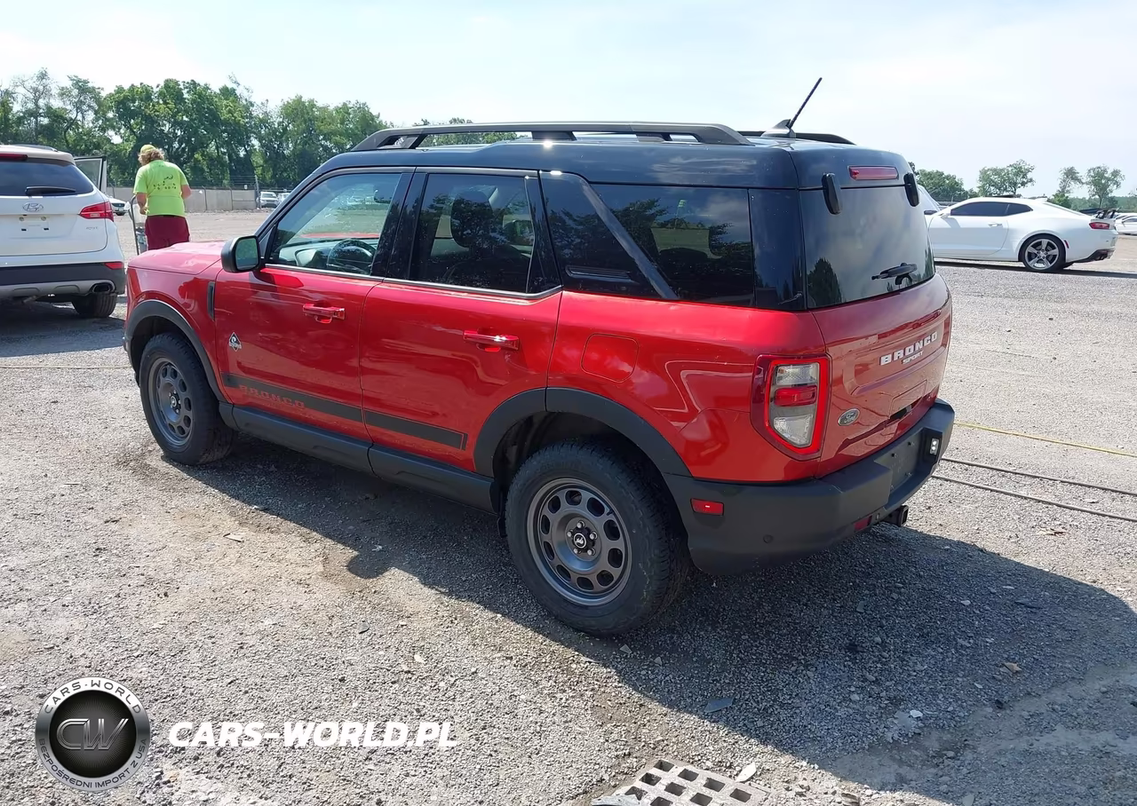 2024 Ford Bronco Sport Outer Banks VIN:3FMCR9C65RRE31126 - 3