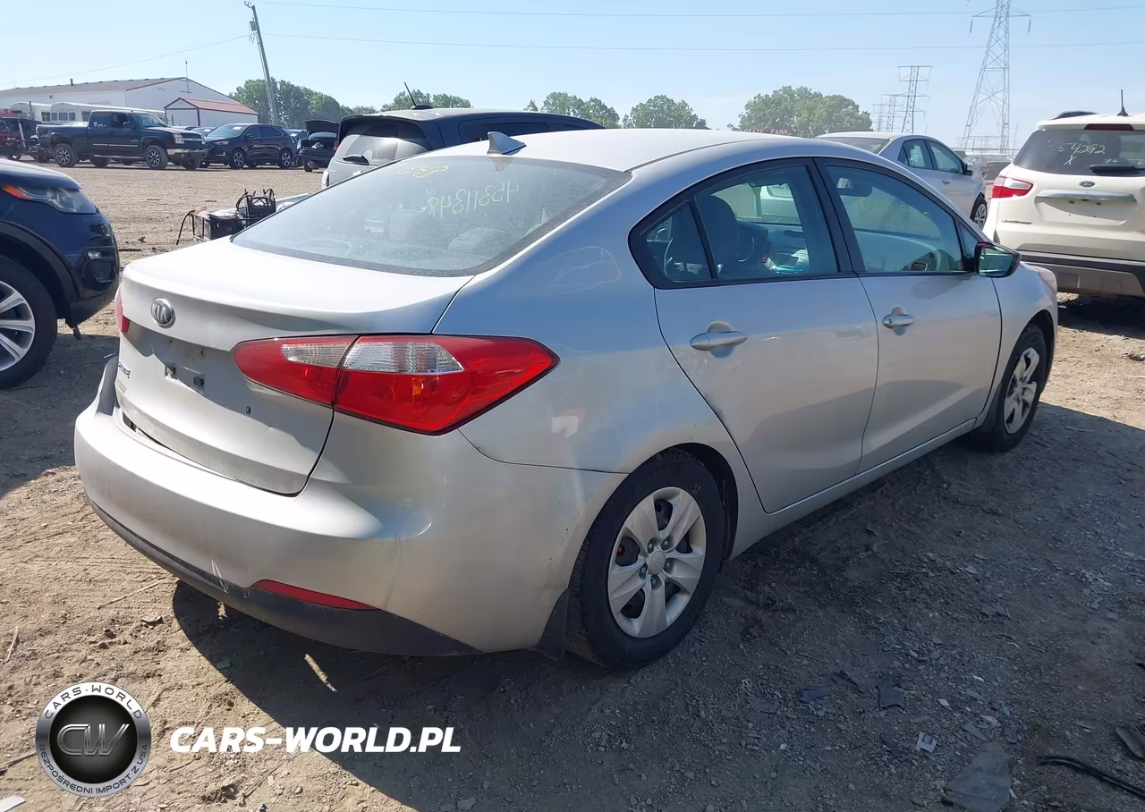 2015 Kia Forte Lx VIN:KNAFK4A68F5351911 - 4