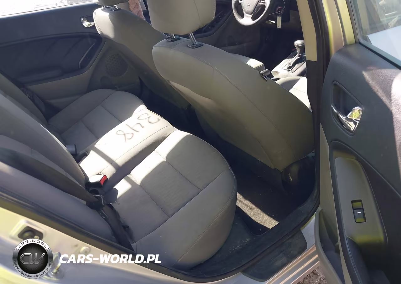 2015 Kia Forte Lx VIN:KNAFK4A68F5351911 - 8