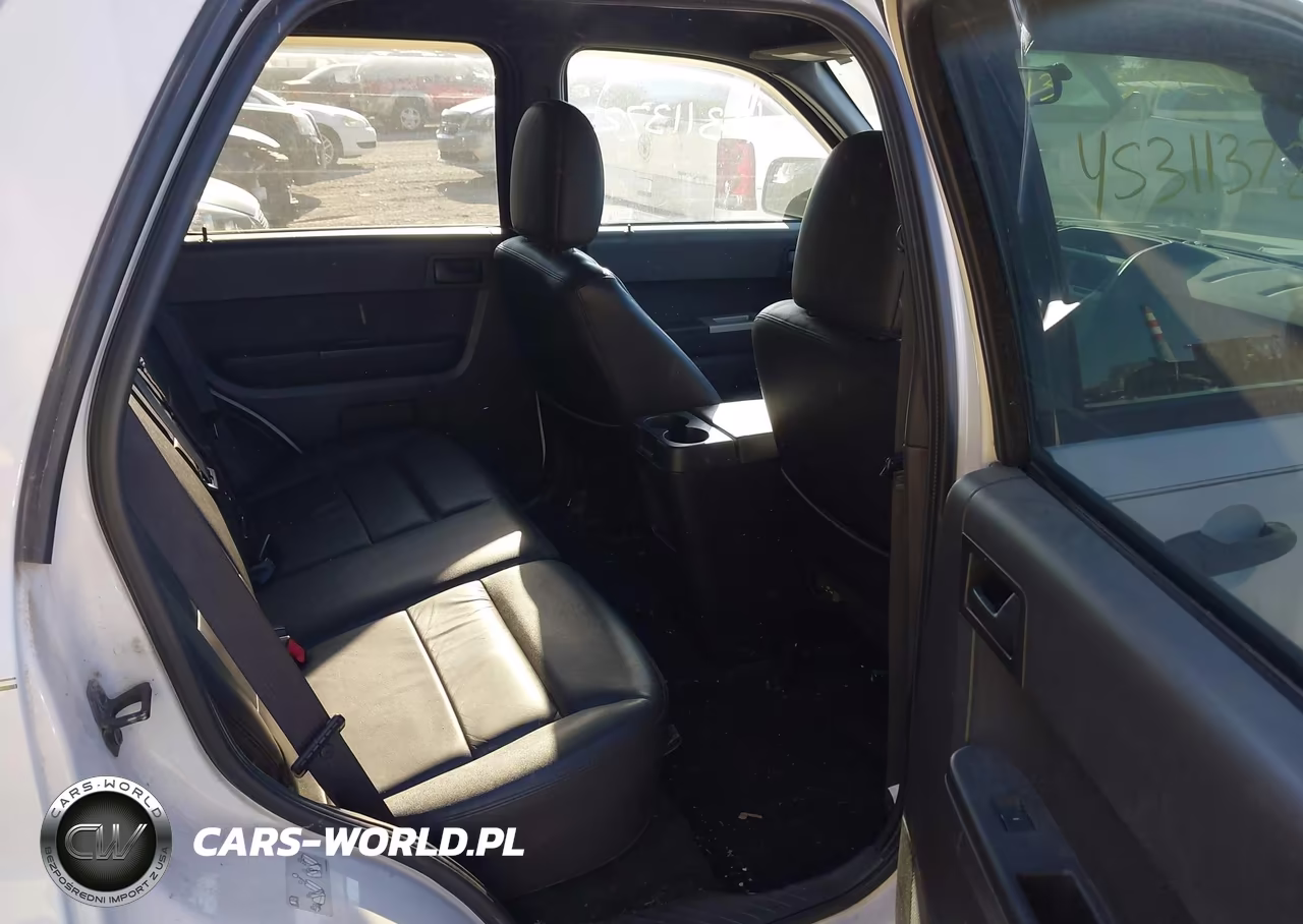 2011 Ford Escape Xlt Automatic VIN:1FMCU0D74BKB68381 - 8