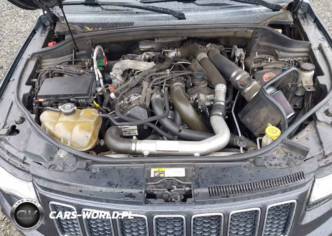 2014 Jeep Grand Cherokee Overland VIN:1C4RJFCM5EC523607 - 10