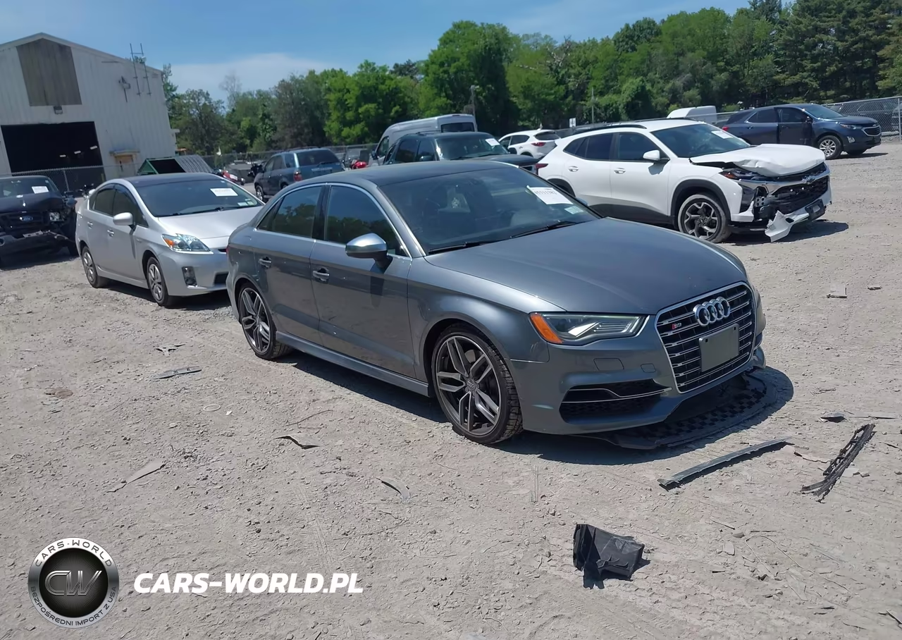 2015 Audi S3 2.0T Premium Plus – zdjęcie 1 z 16