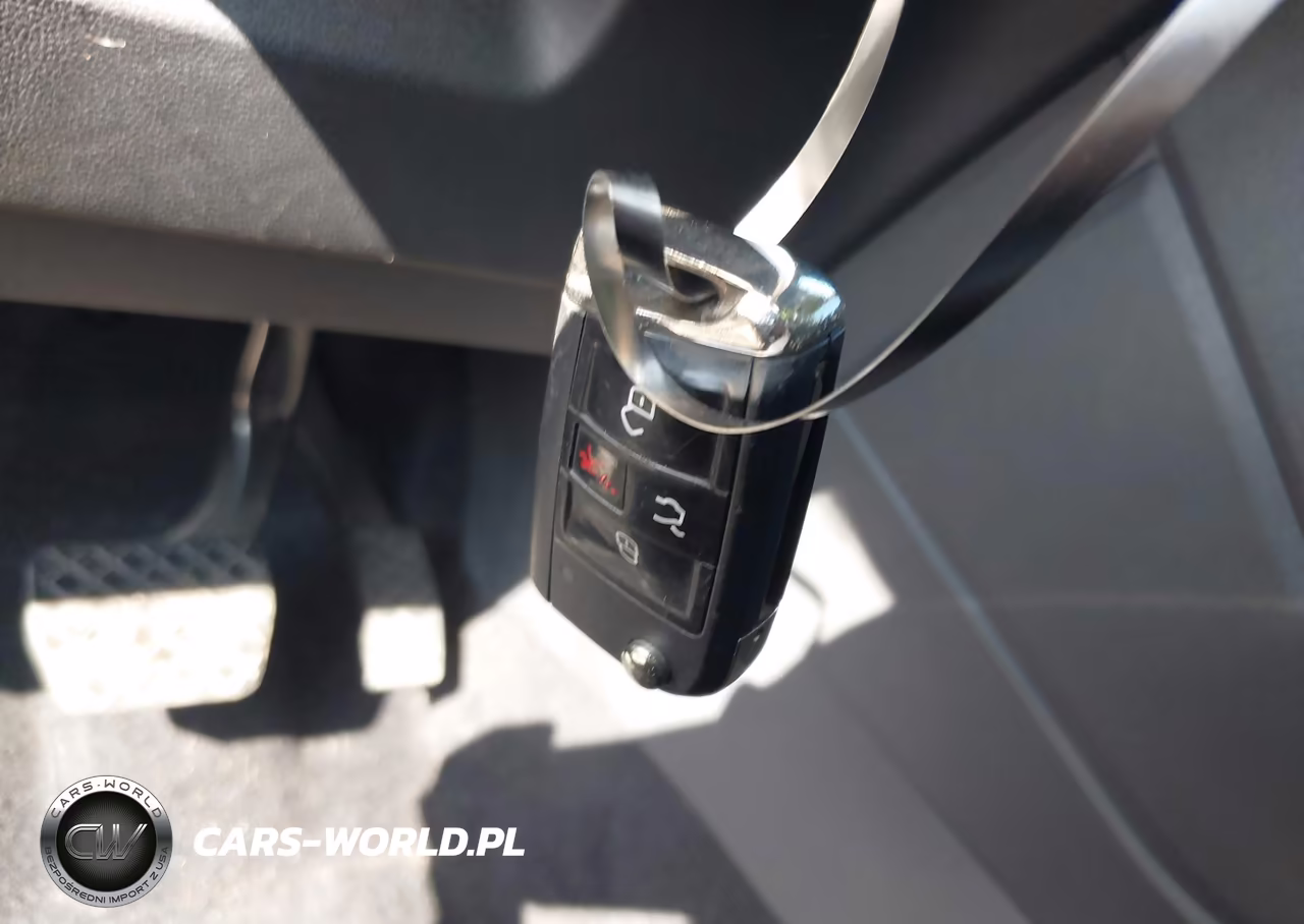 2020 Volkswagen Tiguan VIN:3VV3B7AX1LM130349 - 11